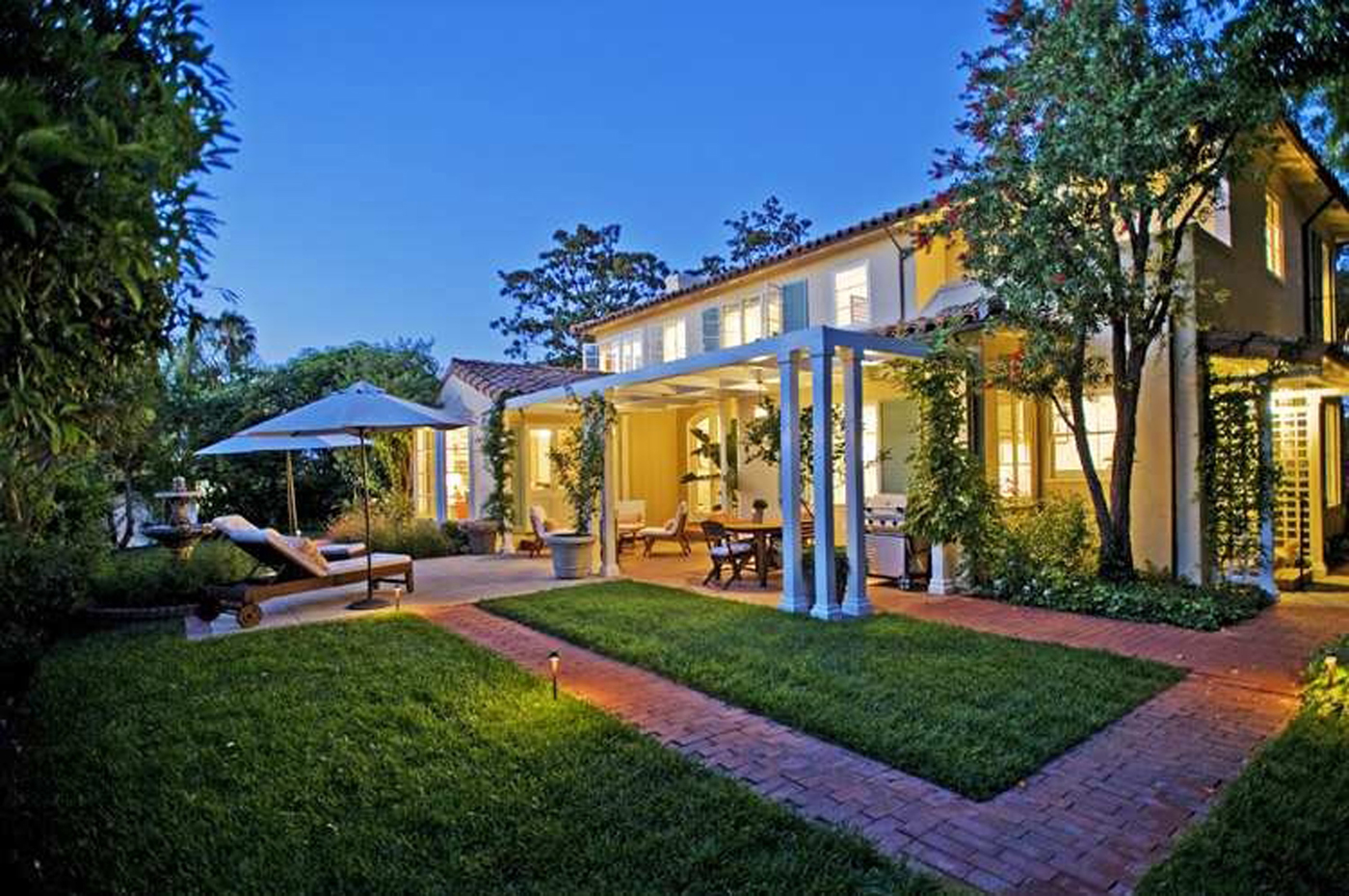 Jane Seymour Lists Sherman Oaks Home for  2 2 Million WORLD PROPERTY