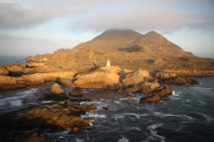 Tiger Woods Teams with Red McCombs on Private Mexico Golf ...