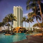 Fontainebleau-Hotel-Miami-Beach.JPG