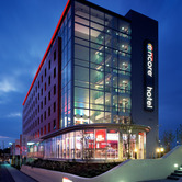 Ramada_Encore_London_West_London_UK_Exterior.jpg