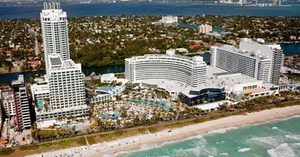 Fontainebleau-Hotel-Miami-Beach-2-nkeyimage.jpg