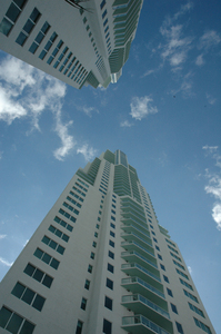 Miami-Condo-Towers.jpg