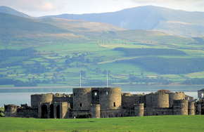 Beaumaris-Castle.jpg