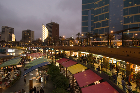 Lima-Peru-shopping-mall.jpg