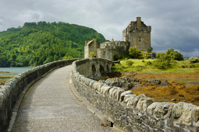 At-Eilean-Donan-Castle-the-tides-of-history-echo.jpg