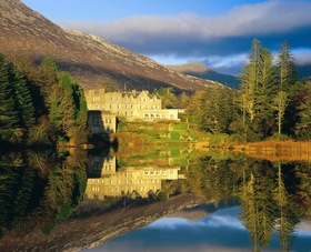 Ireland-s-filled-with-magnificent-castles-like-Ballynahinch.jpg