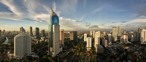 Jakarta-indonesia-skyline.jpg