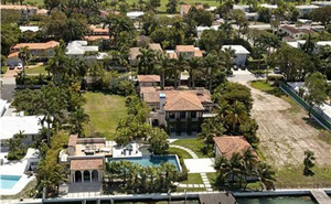 WPC News | Matt Damon's house in Miami Beach