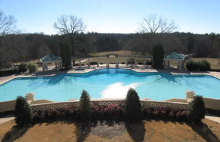 Evander-Holyfield-mansion-pool.jpg
