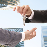 Commercial-Loan-handing-keys-keyimage.jpg