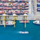 Containers-in-Dubai-Port.jpg