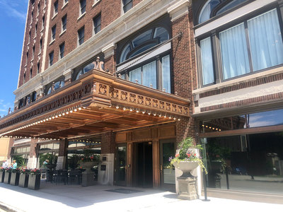 Hotel-Northland-has-been-a-Green-Bay-icon-since-the-Roaring-Twenties.jpg