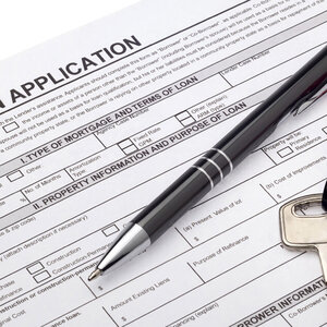Mortgage Applications Dip in Mid-May