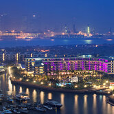 Singapore-Skyline-at-night-water-view-keyimage2.jpg