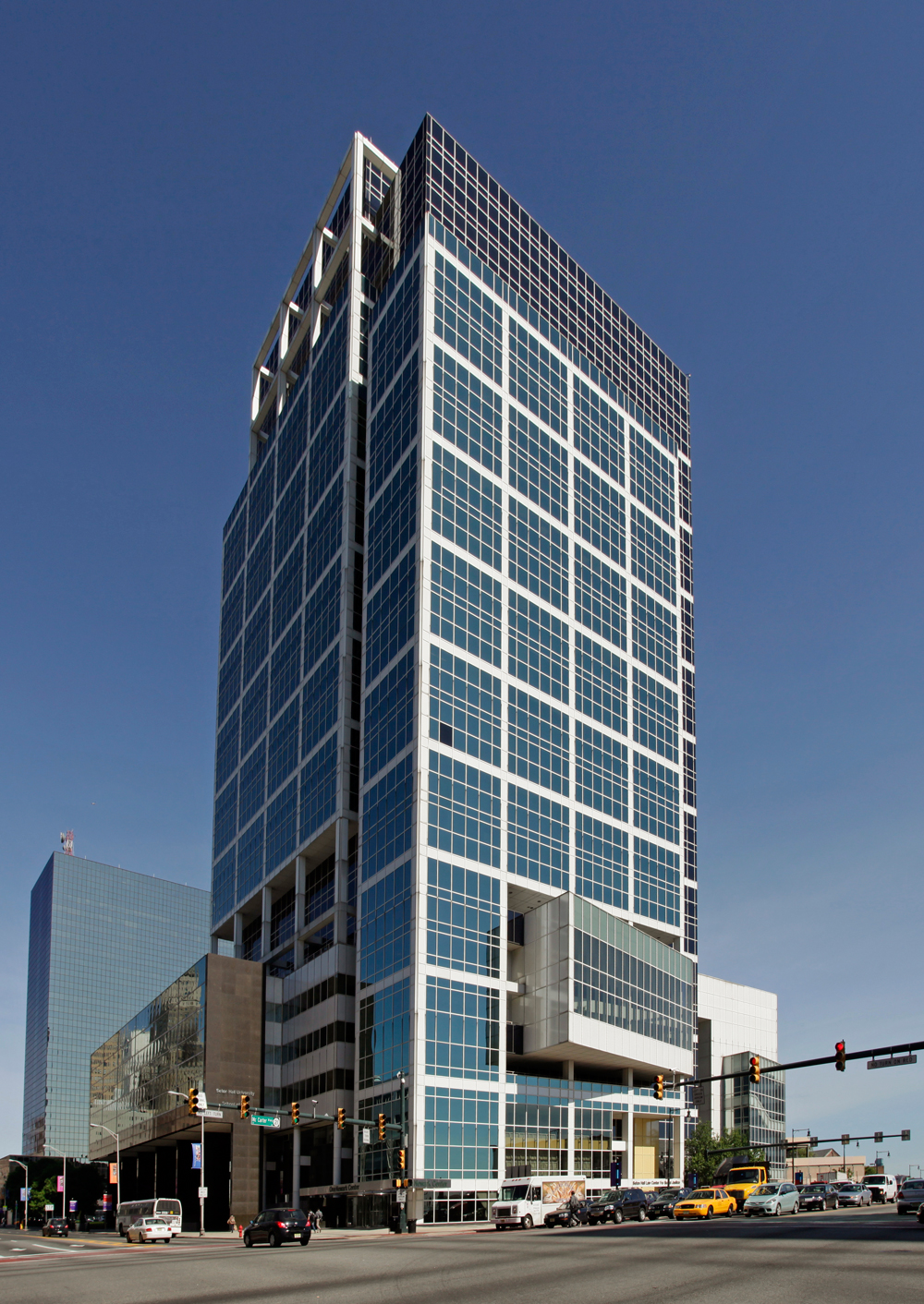 New Jersey's Transit Hub Office Markets Outperform Suburban Areas