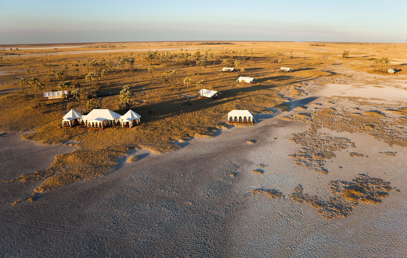 The Botswana Salt Pans Like Landing On the Moon WORLD PROPERTY