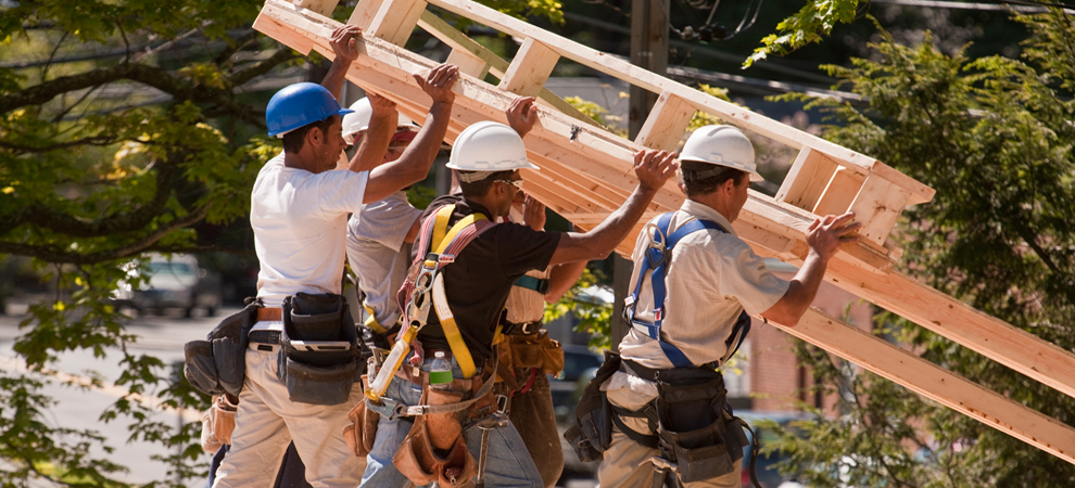 U.S. Construction Jobs Decline in March as Layoffs Uptick